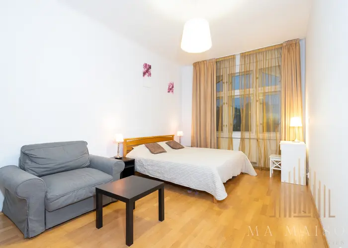 Pronájem bytu 2+kk, ulice Ruská, Praha - Vršovice