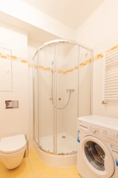 Pronájem byty 1+kk, 33 m² - Praha - Vysočany