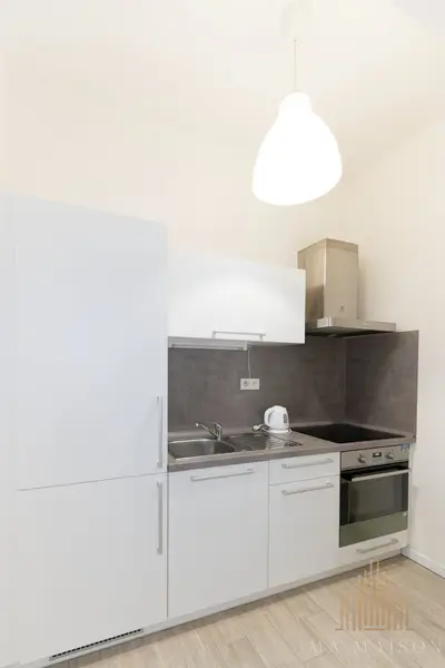 Pronájem bytu 2+kk 50 m², Praha - Nusle