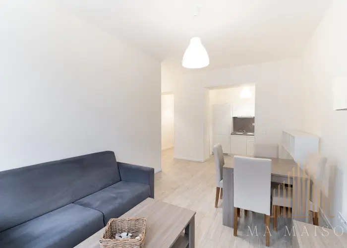 Pronájem bytu 2+kk 50 m², Praha - Nusle