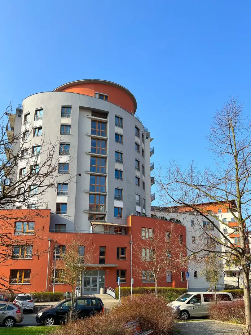 Pronájem bytu 1+kk, 52 m², ulice Mattioliho - Praha - Záběhlice