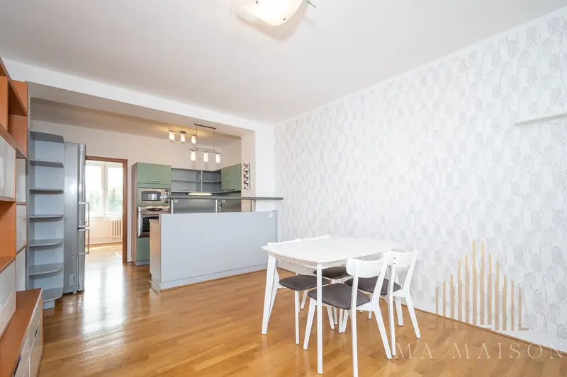 Pronájem bytu 3+kk/B, po rekonstrukci, zařízený, Praha - Letňany