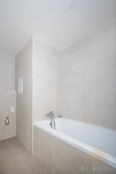 Moderní byt 2+kk/B, nezařízený, ul. Smržových, Praha 9 - Vysočany