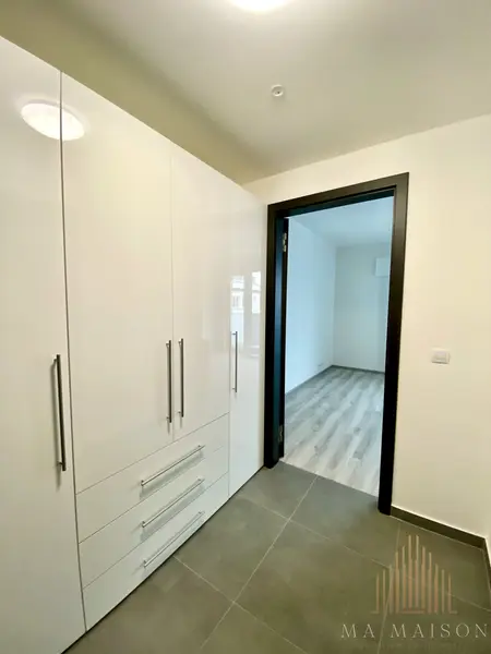 Pronájem nového bytu 1+kk/B, 33m2, nezařízený, Praha 7 - Holešovice