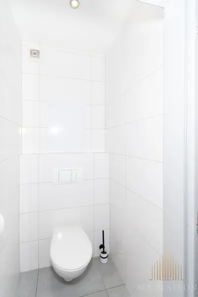 Pronájem slunného bytu 2+kk, 41 m², zařízený, Praha - Modřany