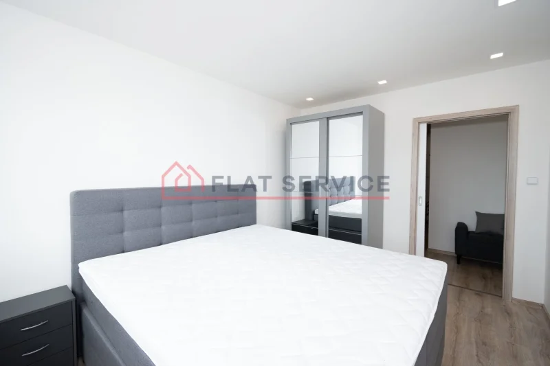 Pronájem bytu 2+kk 49 m², Praha - Vokovice