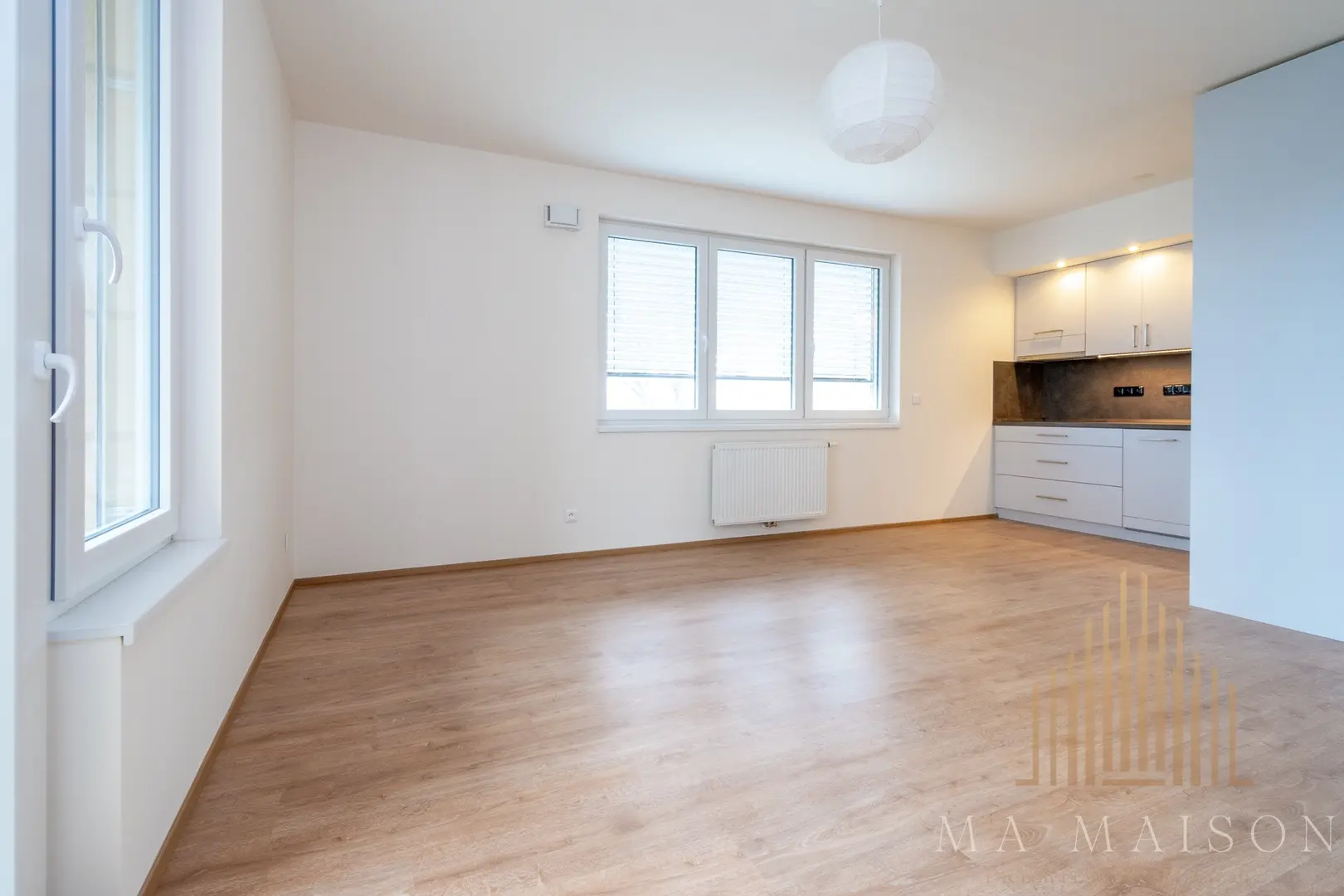 Pronájem bytu 2+kk/B/S 58 m² - Praha - Vysočany