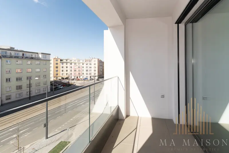 Pronájem bytu 1+kk 39 m², Praha - Žižkov