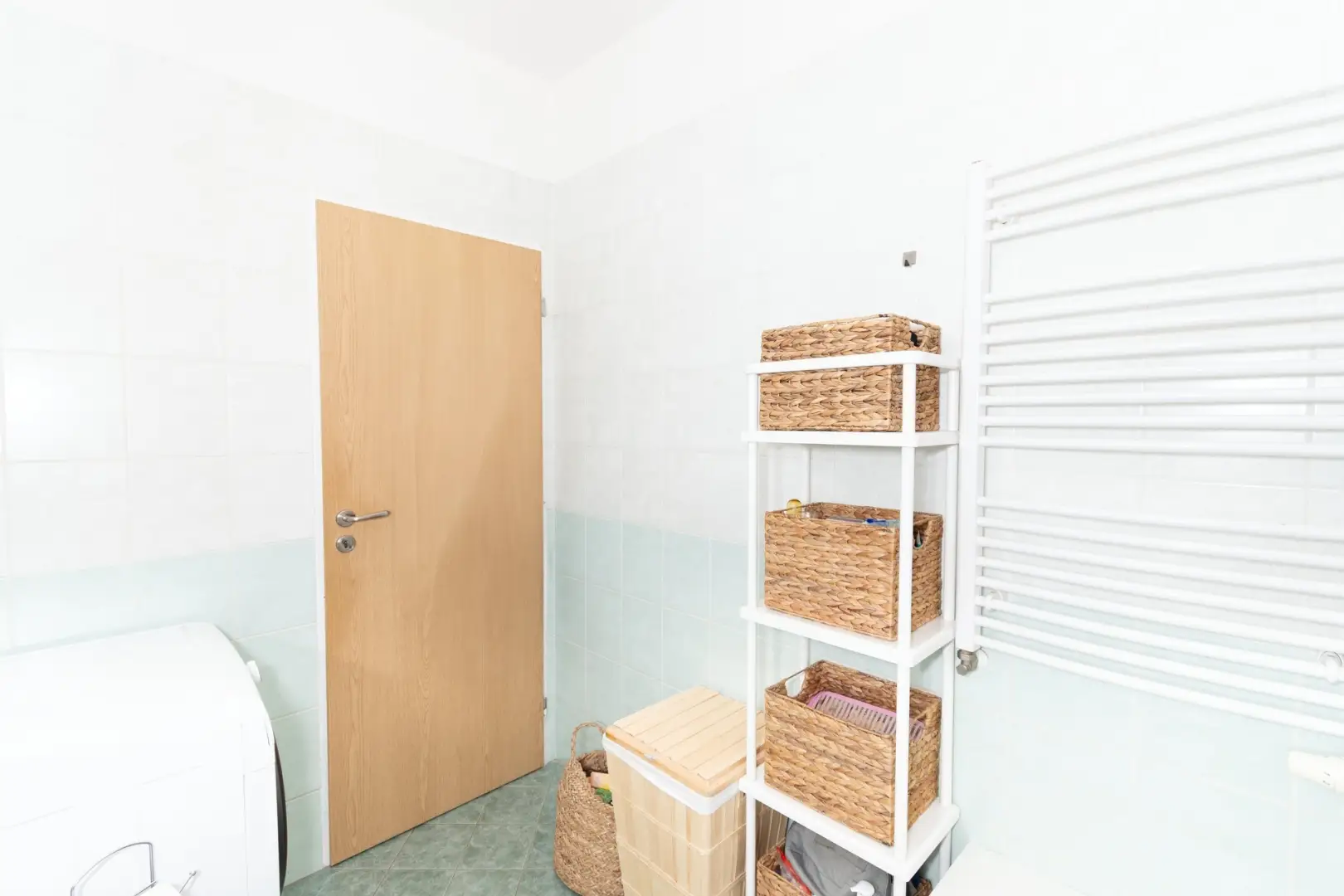 Pronájem bytu 2+kk, 48 m² - Praha - Vysočany