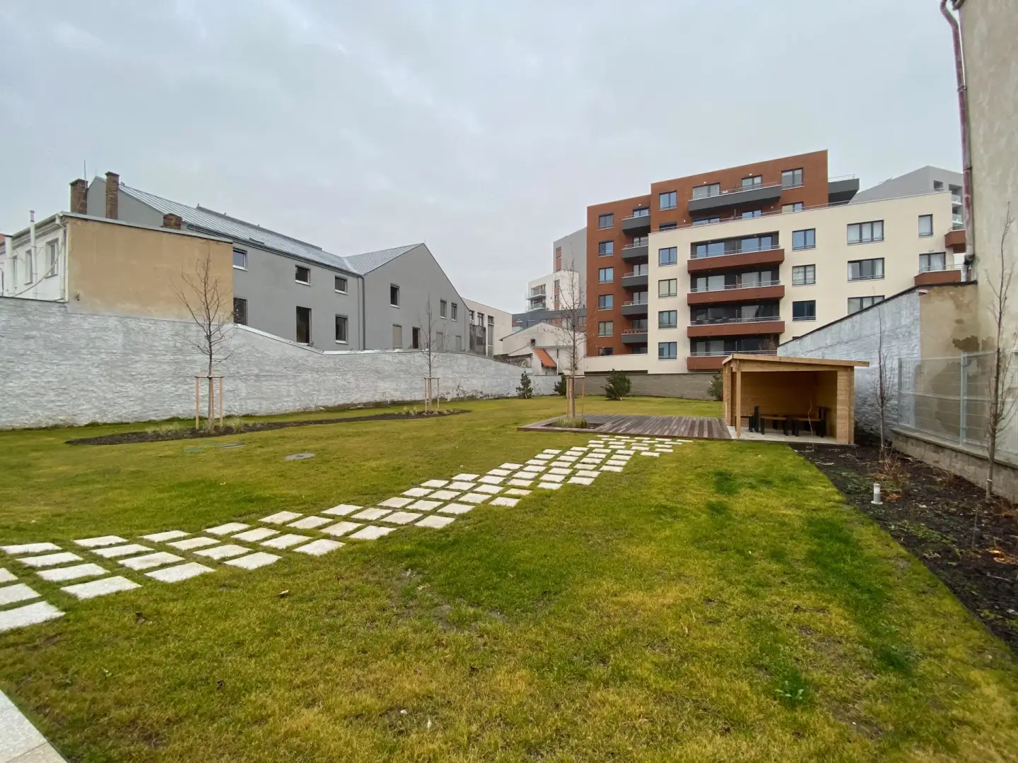 Pronájem bytu 2+kk, 58m2 s balkonem