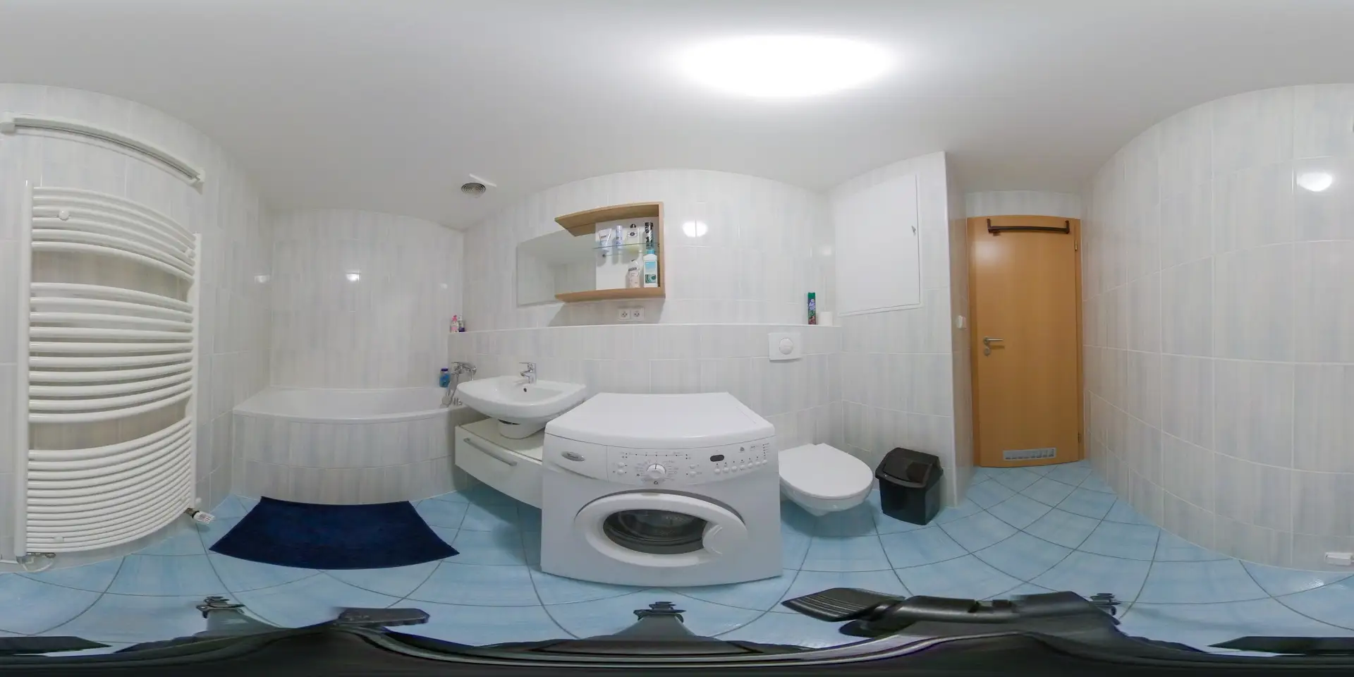 Pronájem bytu 2+kk  o výměře 55 m²  - Praha - Holešovice