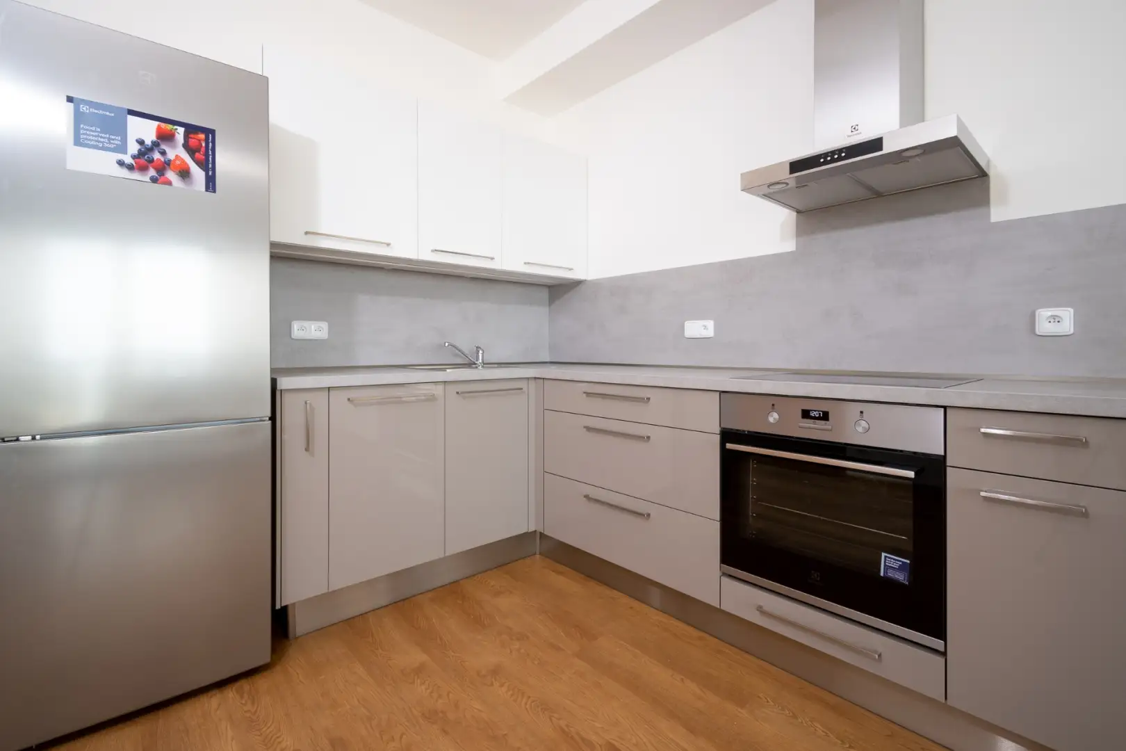 Pronájem bytu 2+kk 52 m² - Praha - Barrandov