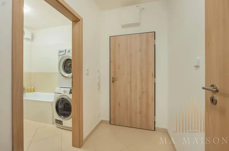 Prodej bytu 2+kk o výměře 54m² - Praha - Dolní Měcholupy