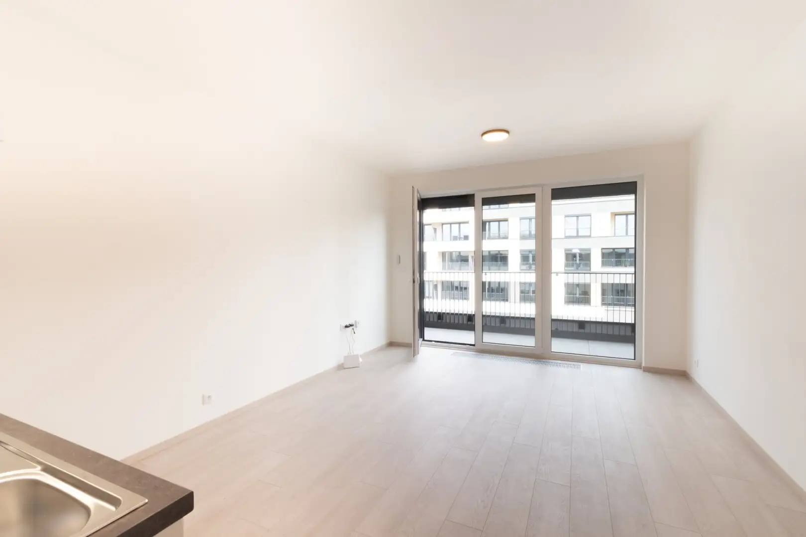 Pronájem bytu 1+kk 32 m², Praha - Hloubětín