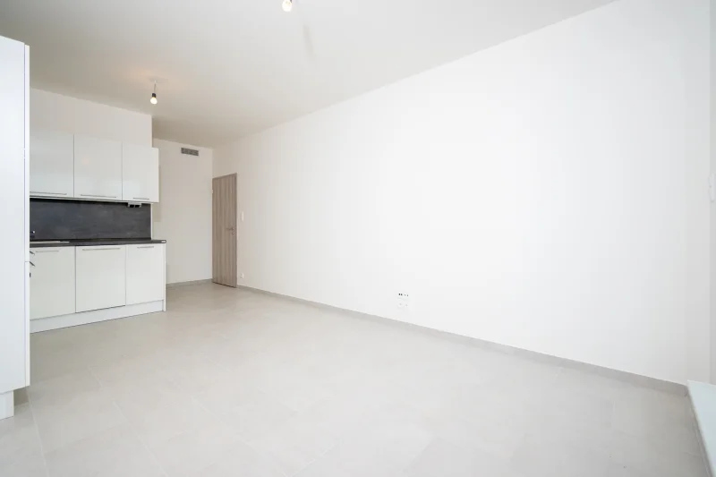 Pronájem bytu 2+kk/B/S o velikosti 57m² - Praha - Modřany