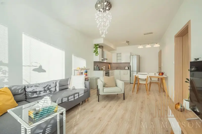 Prodej bytu 2+kk o výměře 54m² - Praha - Dolní Měcholupy