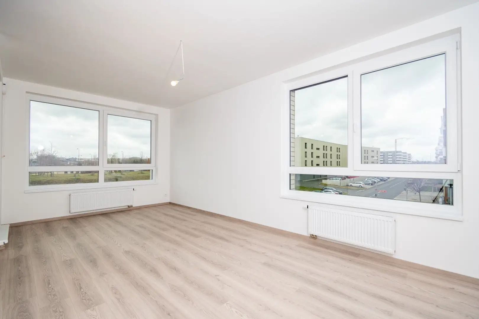 Pronájem bytu 2+kk, 54m2 s balkónem, ulice Františka Jansy, Praha - Dolní Měcholupy