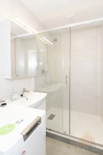Pronájem bytu 1+kk 29 m², Praha - Hodkovičky