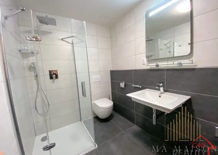 Pronájem moderního bytu 1+kk, 33 m2 + balkon,  Praha 7 - Holešovice