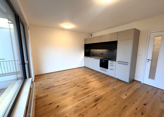 Pronájem bytu 2+kk/B, 41 m², nezařízený, Praha 4 - Nusle