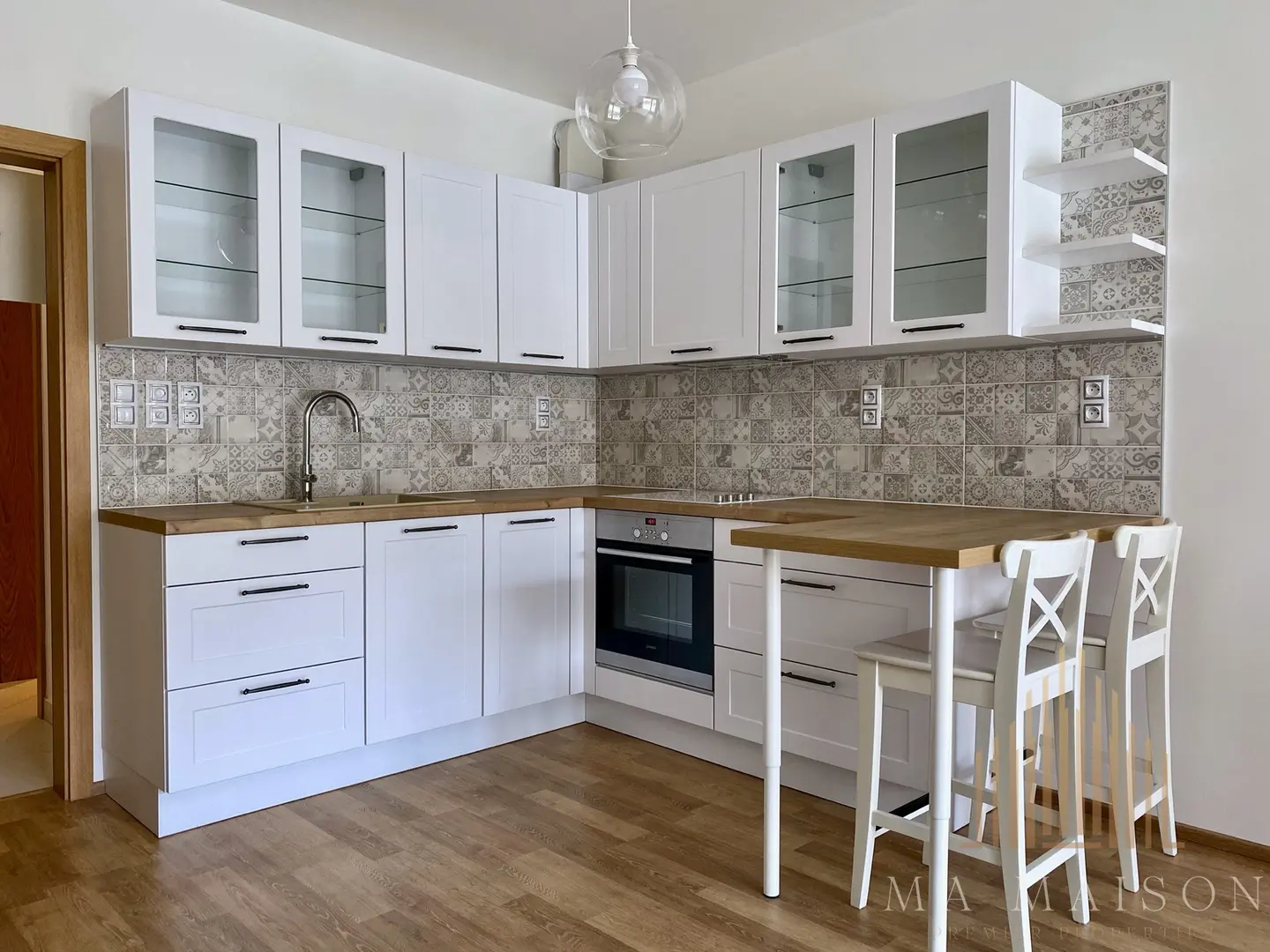 Pronájem bytu 1+kk/ 35m2,  ulice Františka Diviše, Praha Uhříněves