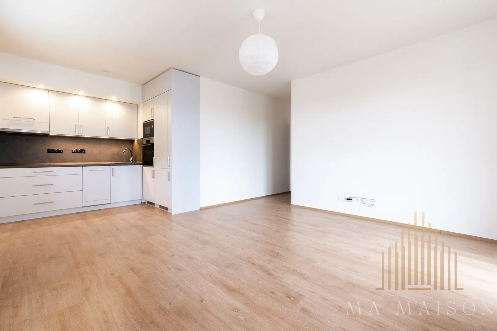 Pronájem bytu 2+kk/B/S 58 m² - Praha - Vysočany