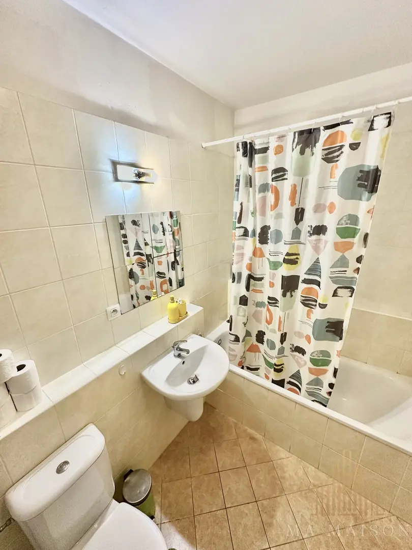 Pronájem bytu 1+kk s prostornou lodžií, ulice Poděbradská 777/9, Praha - Vysočany