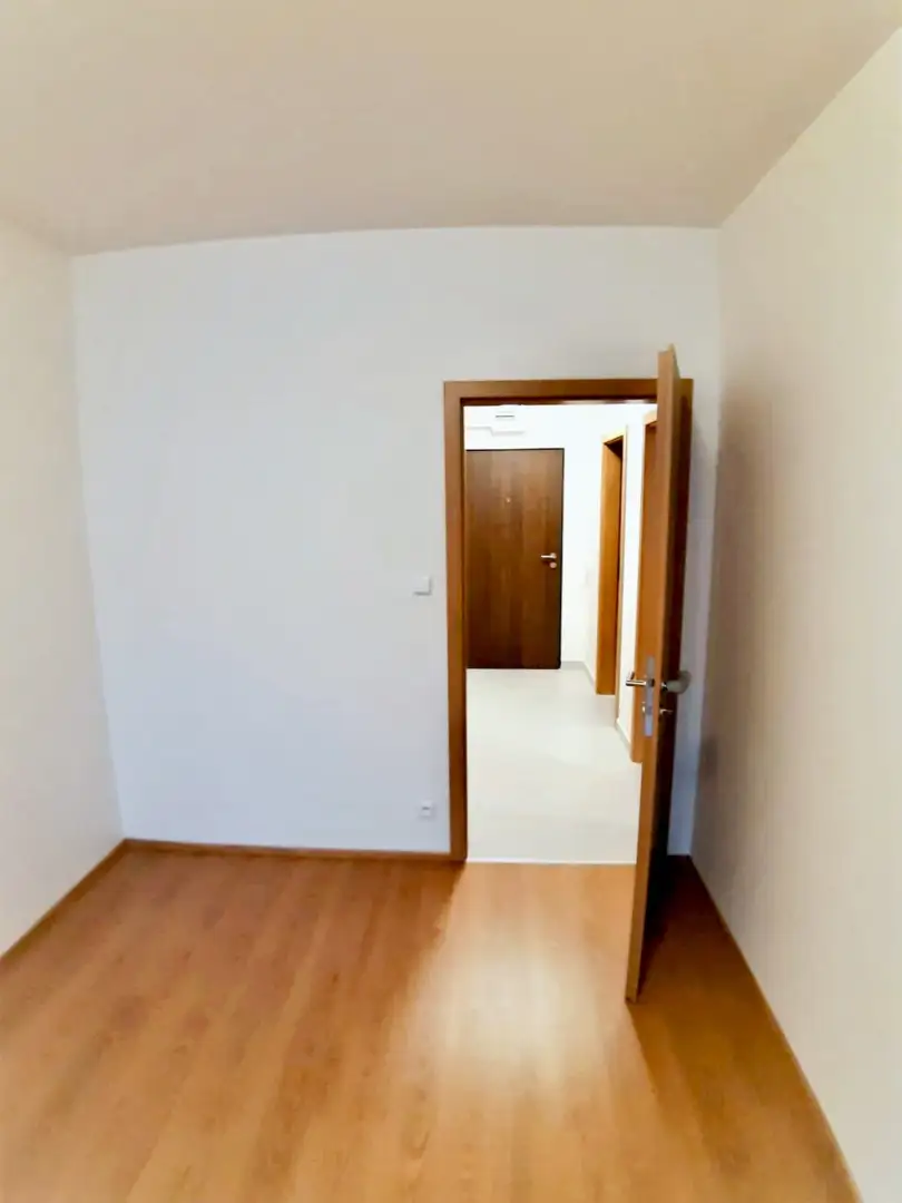 Pronájem bytu 2+kk o výměře 54 m²  Praha - Střížkov