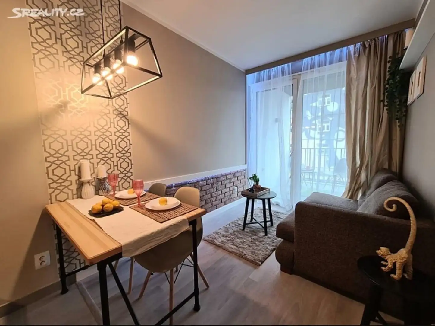Pronájem bytu 2+kk 38 m², Praha - Žižkov