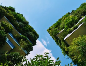 Proč tlak na udržitelnost prodražuje byty?