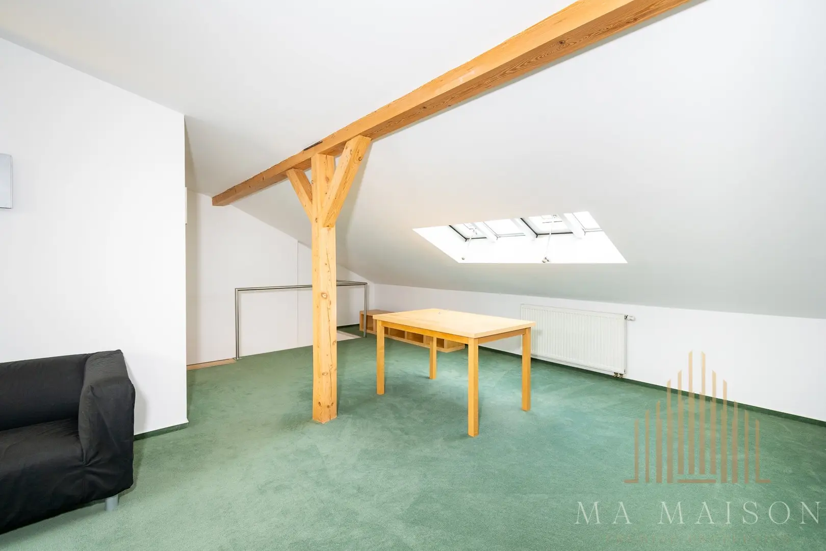 Pronájem mezonetového bytu 2+kk, 103m², Pod Vilami, Praha Nusle