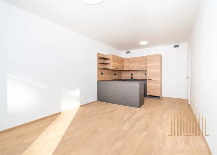 Moderní byt 2+kk/B, nezařízený, ul. Smržových, Praha 9 - Vysočany