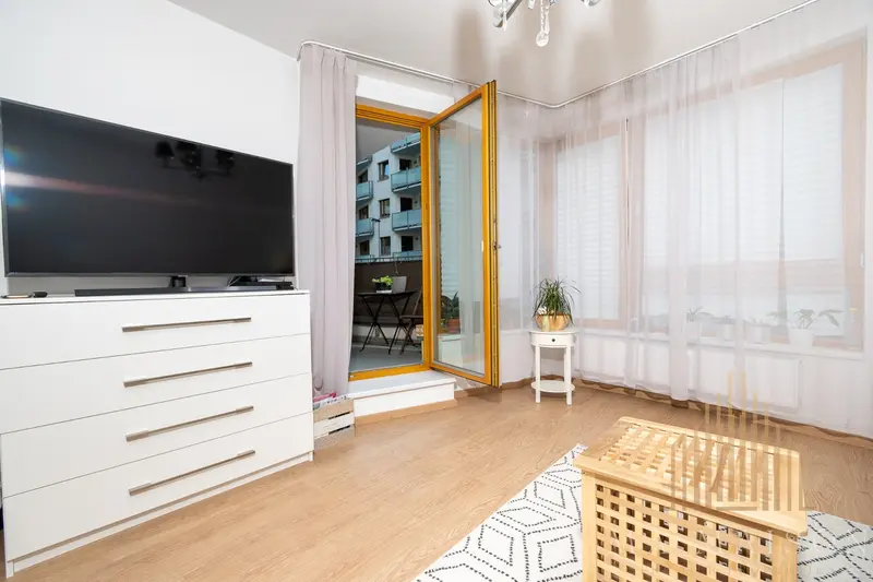Pronájem bytu 2+kk/B/P, zařízený,  61 m² - Praha - Libeň