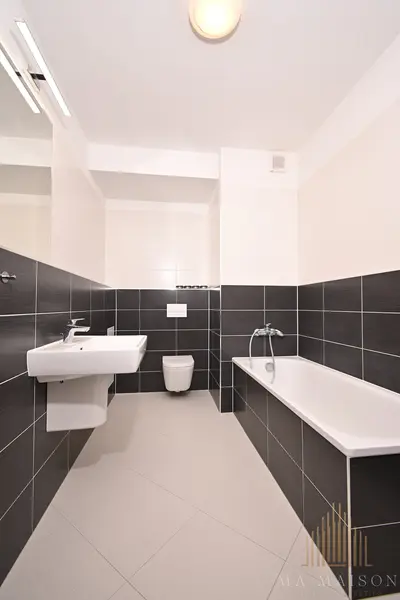 Pronájem bytu 2+kk/B, novostavba, nezařízený, Praha 9 - Střížkov