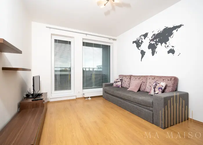 Pronájem slunného bytu 2+kk/G/B/S s výměrou  45m² - Praha - Uhříněves