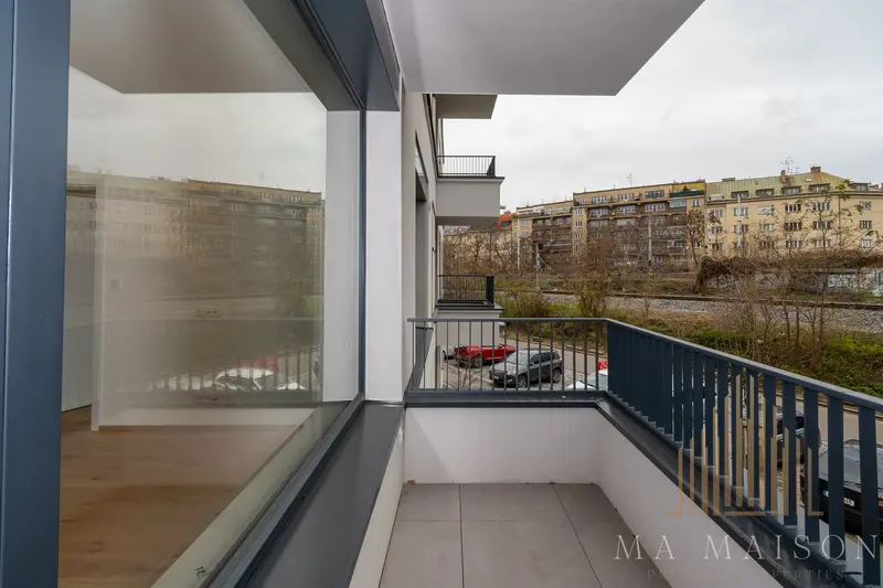 Pronájem bytu 2+kk/B, 42 m², nezařízený, Praha 4 - Nusle