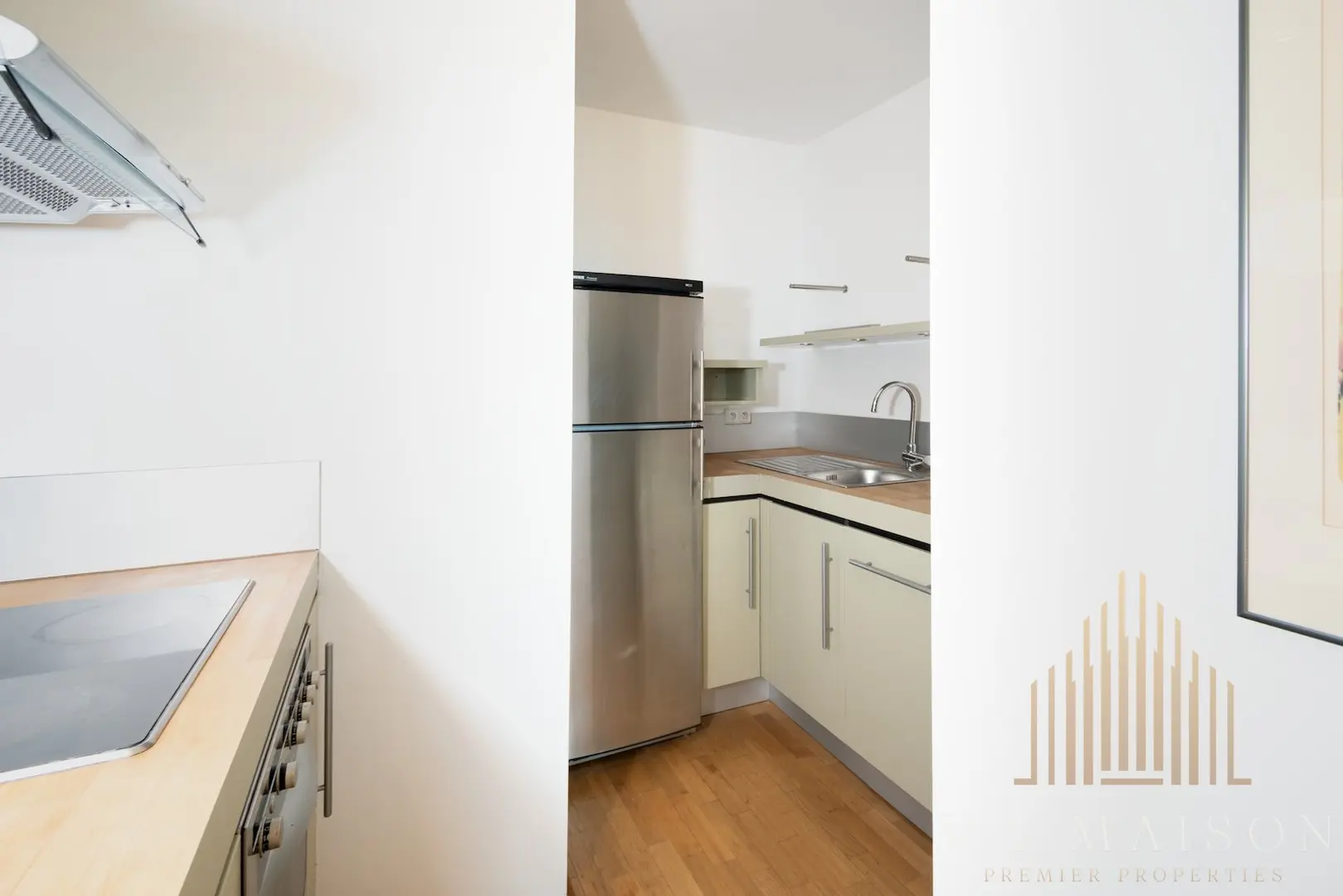 Pronájem mezonetového bytu 2+kk, 103m², zařízený, Pod Vilami, Praha 4 - Nusle