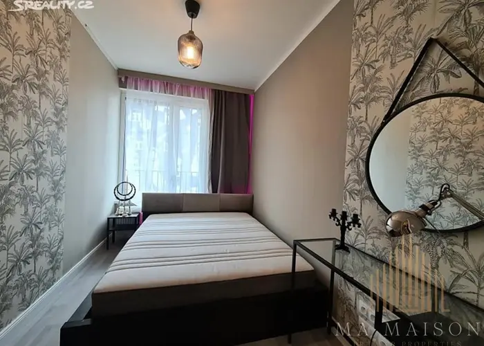 Pronájem bytu 2+kk 38 m², Praha - Žižkov