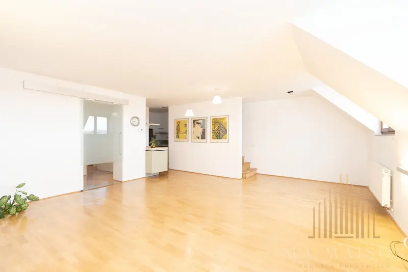 Pronájem mezonetového bytu 2+kk, 103m², zařízený, Pod Vilami, Praha 4 - Nusle