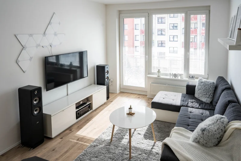 Pronájem bytu 2+kk/B/G o výměře 54m² - Praha - Dolní Měcholupy
