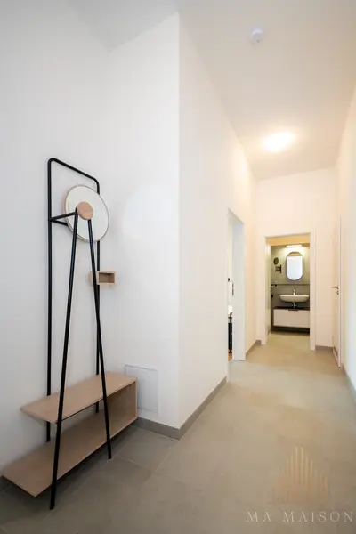 Pronájem bytu 2+kk o výměře 64.4 m² s balkónem, Praha - Karlín