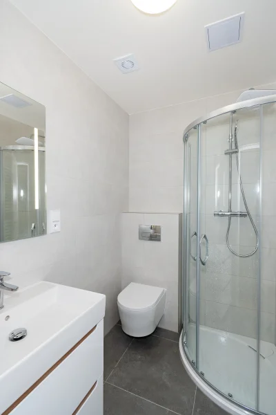 Pronájem bytu 1+1, 35 m² - Praha - Smíchov