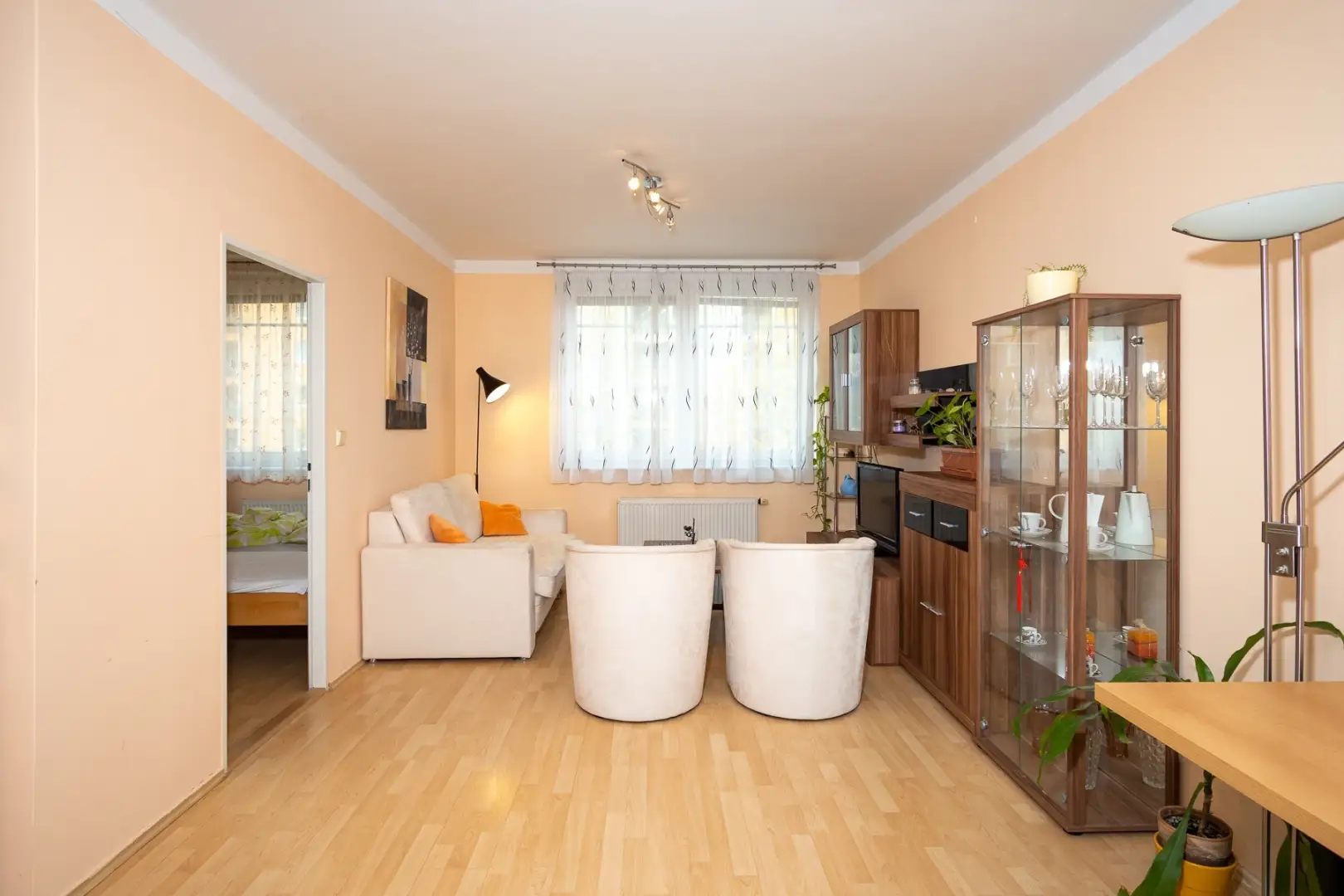 Pronájem bytu 2+kk/P/S, 46,7m2, ulice Hnězdenská, Praha Troja