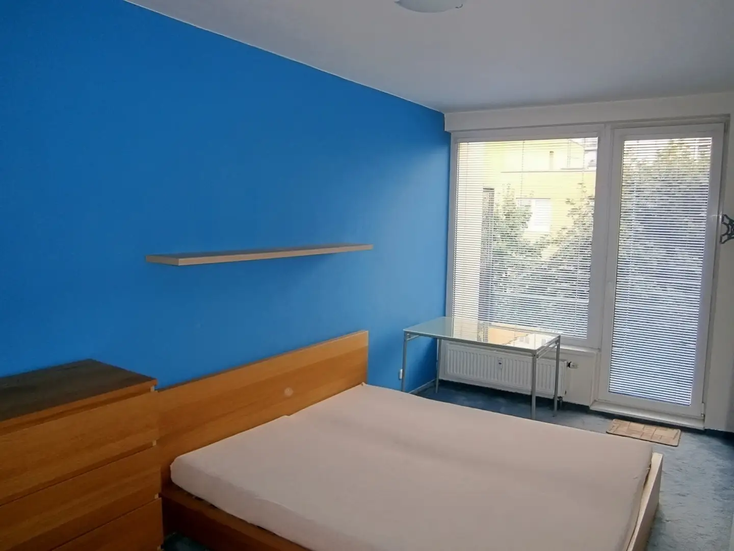 Pronájem bytu 2+kk, 50m2 - Hnězdenská, Praha 8
