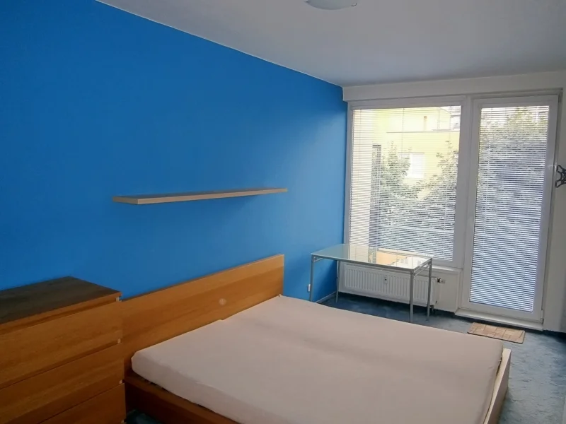 Pronájem bytu 2+kk, 50m2 - Hnězdenská, Praha 8