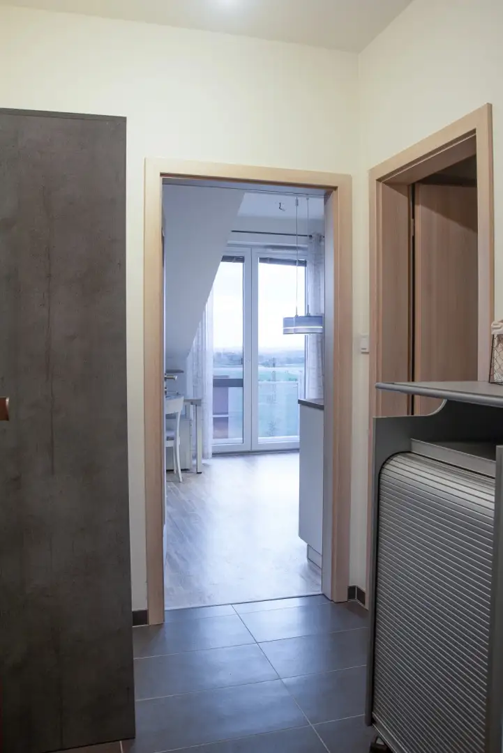 Pronájem bytu 1+kk,  35 m², terasa 7 m2, parkovací stání