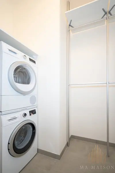 Pronájem bytu 2+kk o výměře 64.4 m² s balkónem, Praha - Karlín