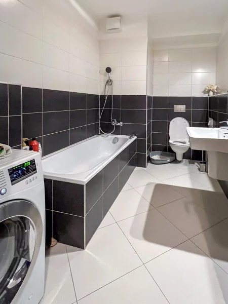 Pronájem bytu 2+kk, 57 m² - Praha - Vysočany