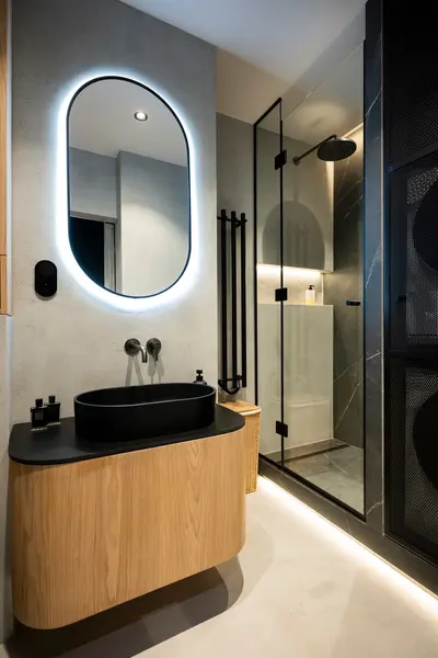 Pronájem útulného bytu 1+kk, 30,6 m², 5. patro, Praha 9 - Podkovářská