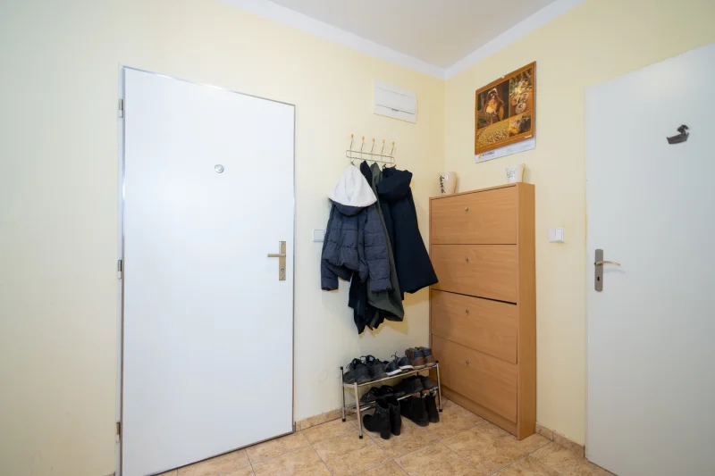Pronájem bytu 2+kk/P/S, 46,7m2, ulice Hnězdenská, Praha Troja